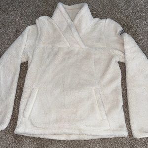 North Face pull over